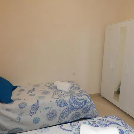 Trotamundos Gc Familias Y Adultos Responsables בית נופש